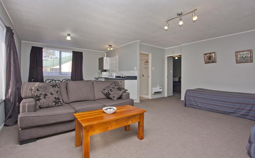 Coronation Park Holiday Park Ashburton Exterior foto